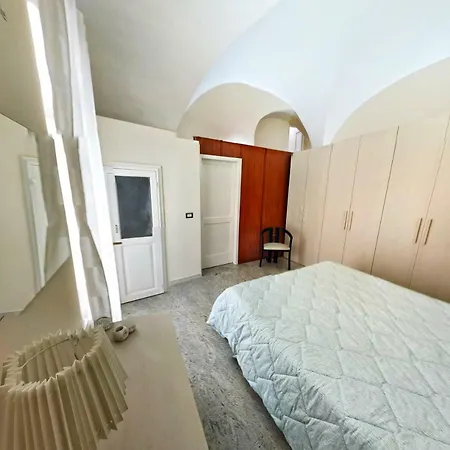 Manfredi Apartment *